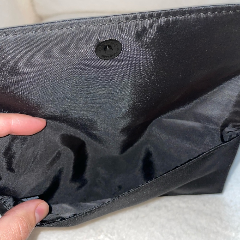 Mac Makeup Case - image 3